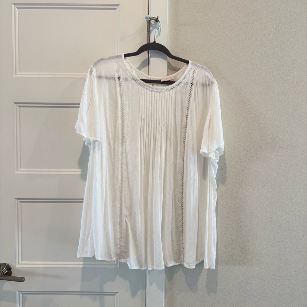 White Short Sleeve Top